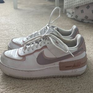 Nike Women's White and Light Pink Sneakers